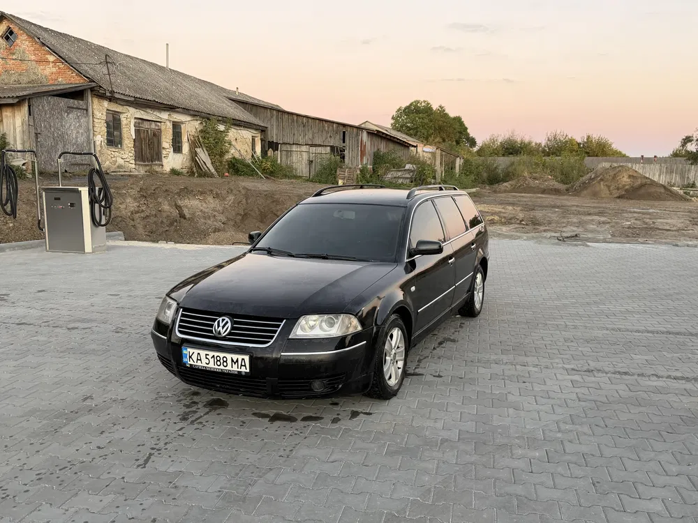 Фото 2004 Volkswagen Passat Variant
