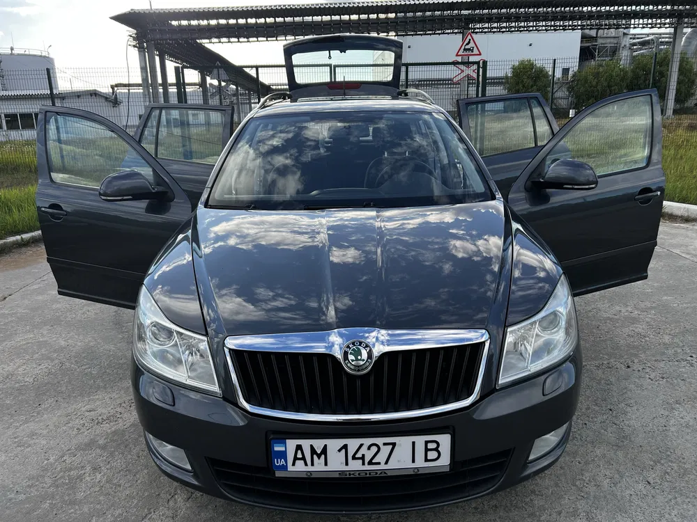Фото 2011 Skoda Octavia