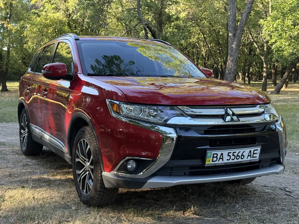 Фото 2016 Mitsubishi Outlander