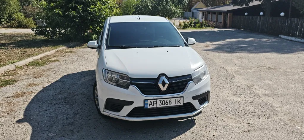 Фото 2019 Renault Logan
