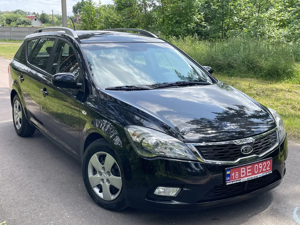 Фото 2012 Kia Cee'd