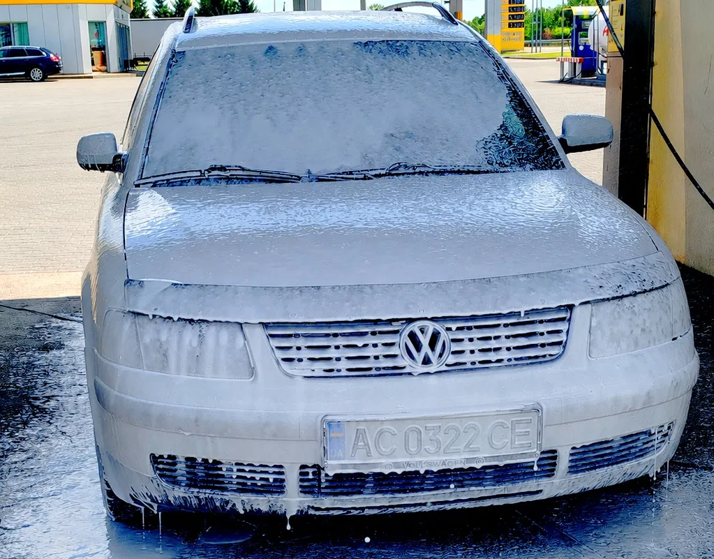 Фото 2000 Volkswagen Passat Variant