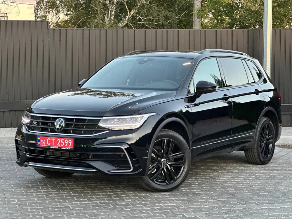 Фото 2022 Volkswagen Tiguan