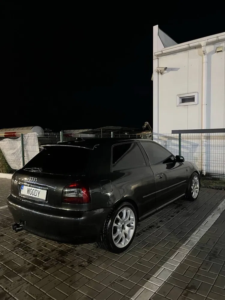 Фото 1998 Audi A3