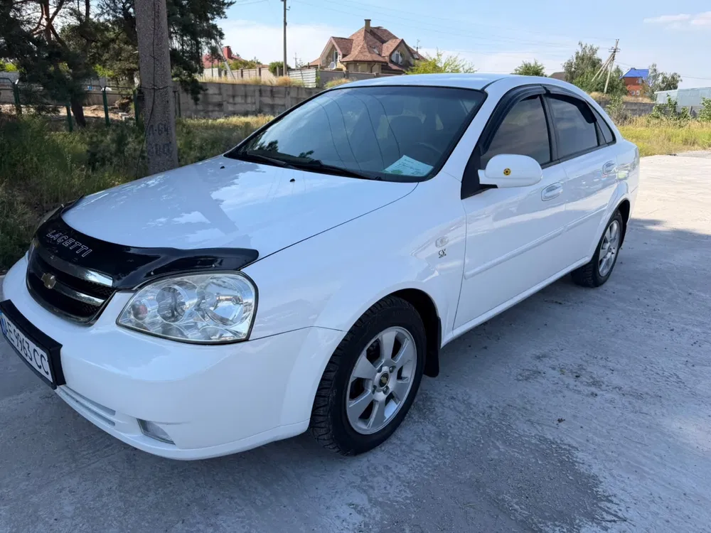 Фото 2008 Chevrolet Lacetti