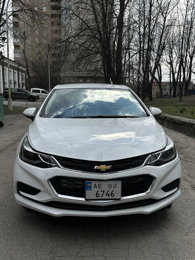 Фото 2017 Chevrolet Cruze