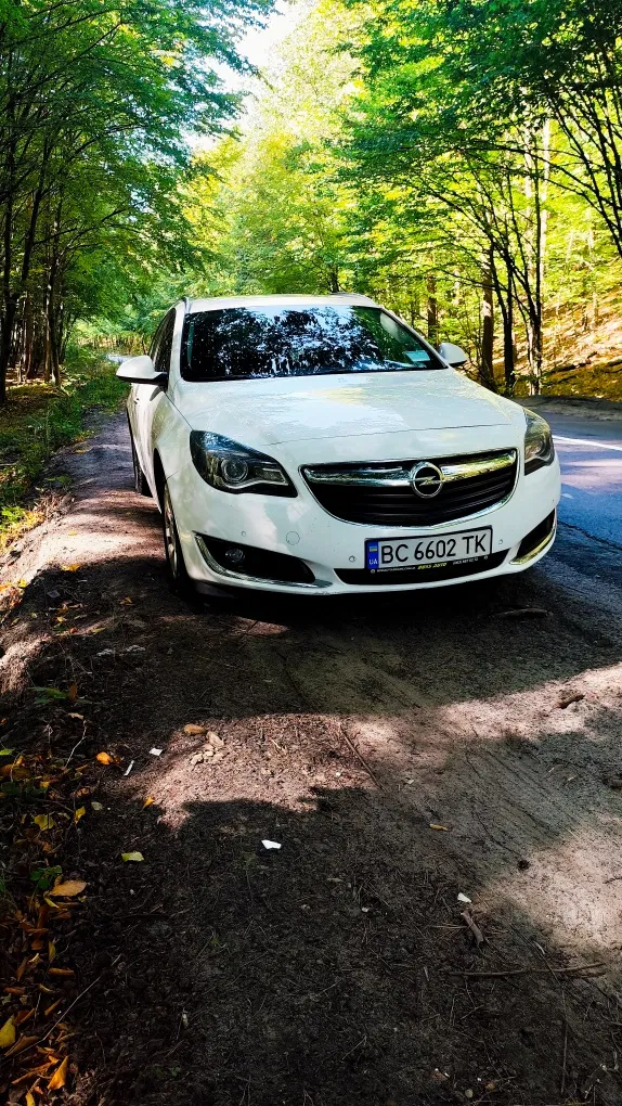 Фото 2016 Opel Insignia