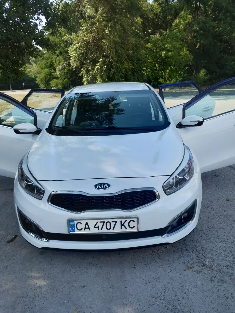 Фото 2017 Kia Cee'd