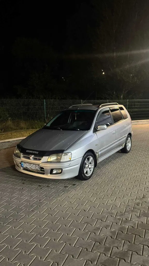 Фото 2002 Mitsubishi Space Star