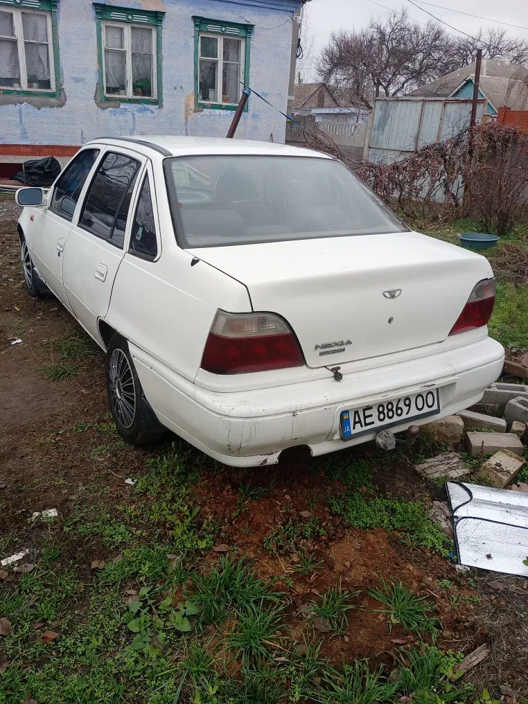Фото 1996 Daewoo Nexia