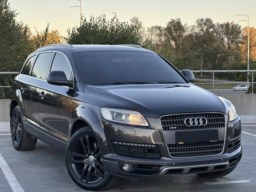 Фото 2006 Audi Q7