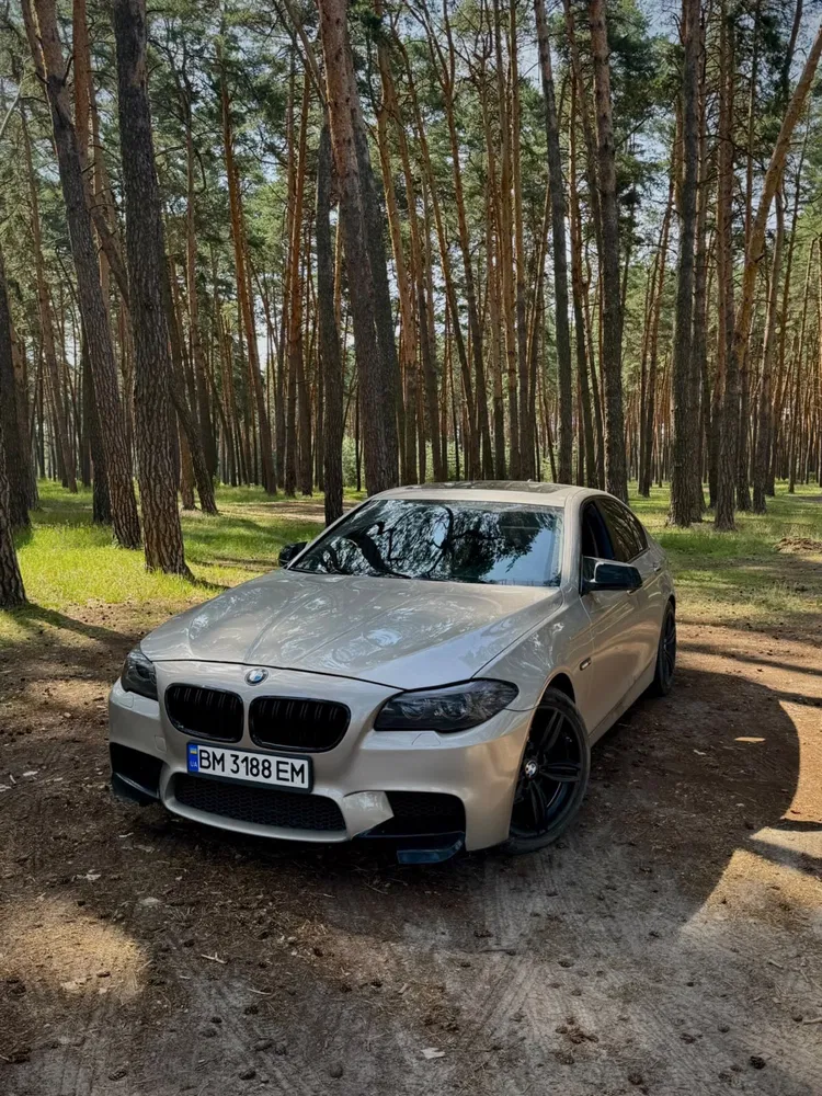 Фото 2011 BMW 5 серія