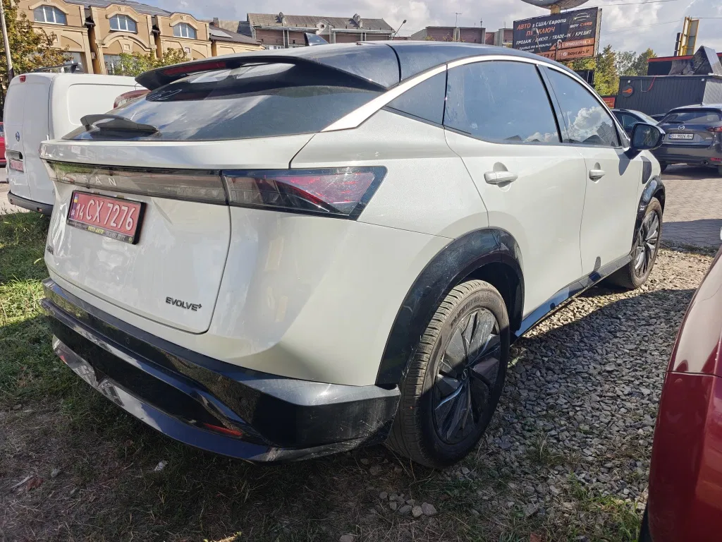 Фото 2023 Nissan Інша