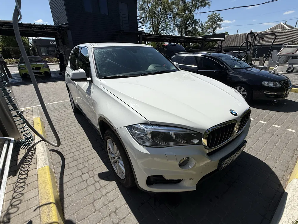 Фото 2017 BMW X5