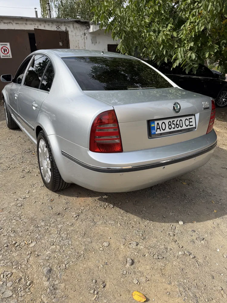 Фото 2004 Skoda Superb