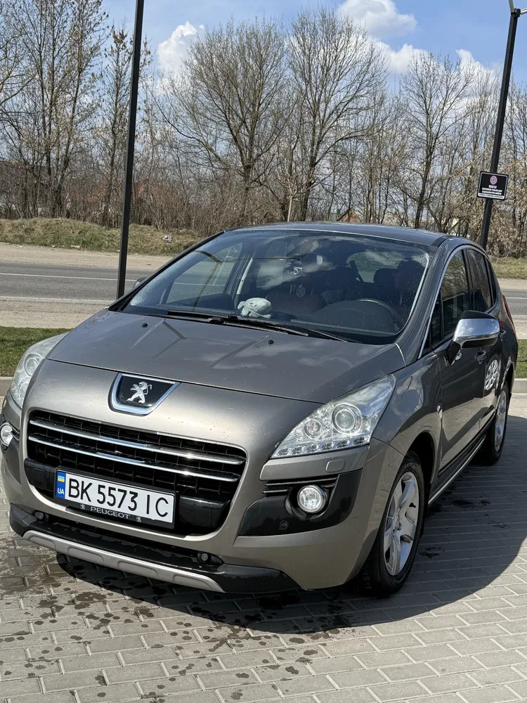 Фото 2013 Peugeot 3008