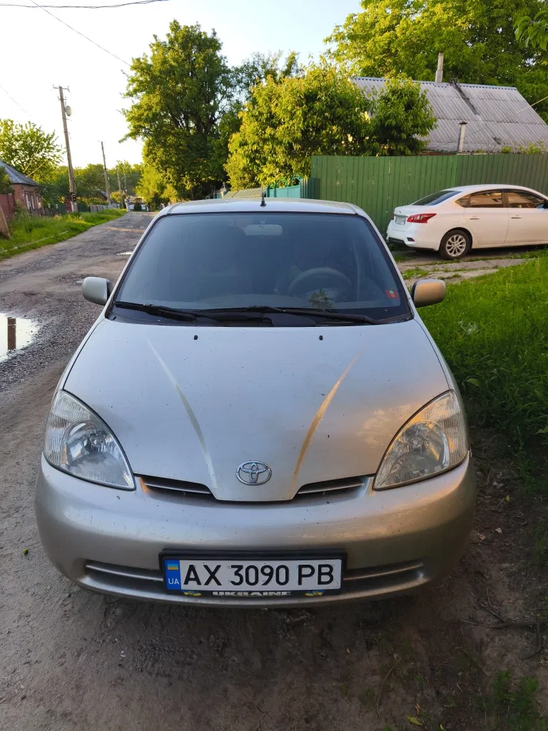 Фото 2001 Toyota Prius