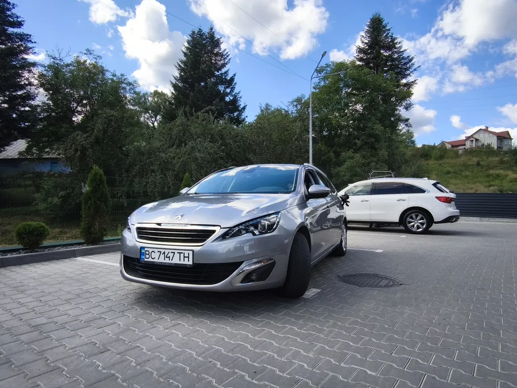 Фото 2015 Peugeot 308