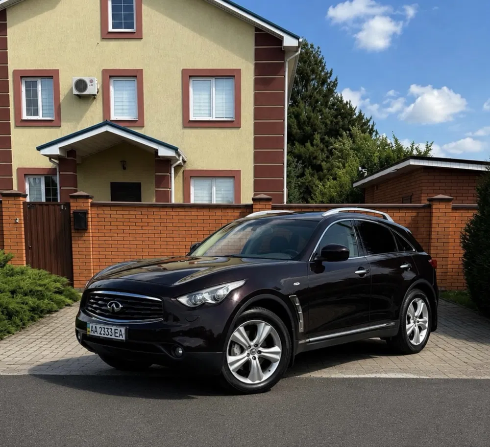 Фото 2010 Infiniti FX 37