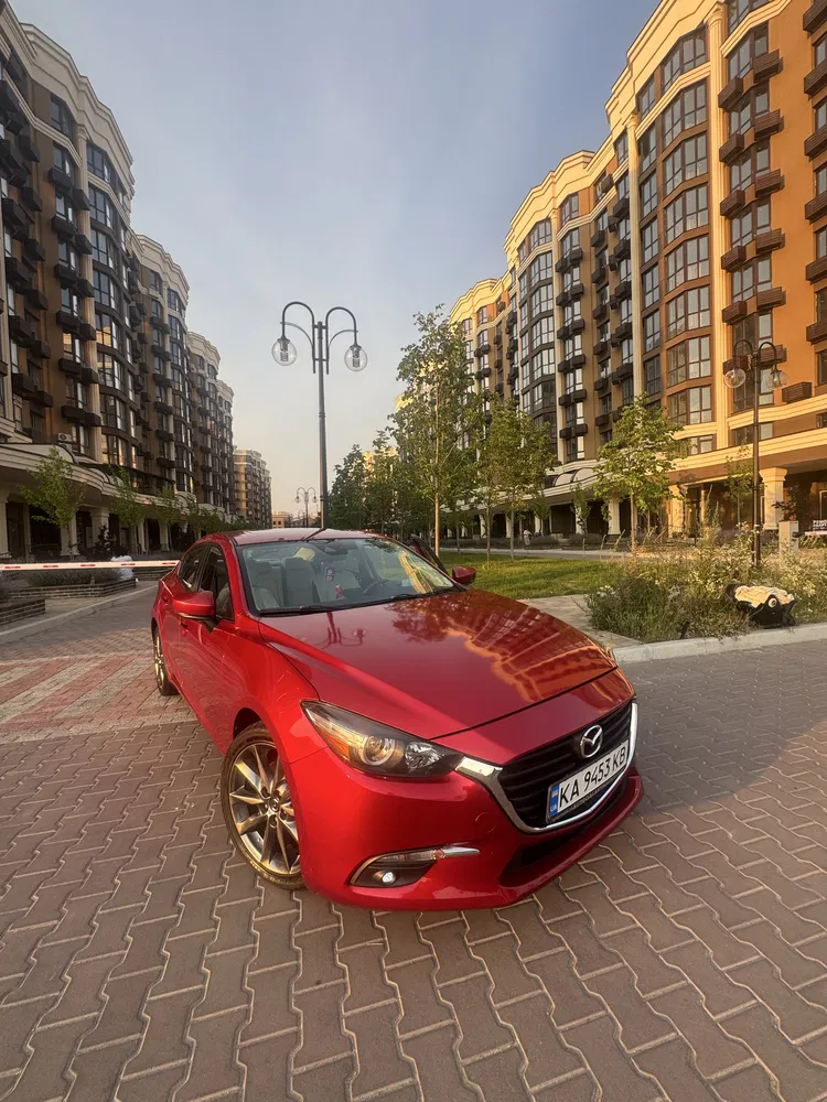 Фото 2016 Mazda 3