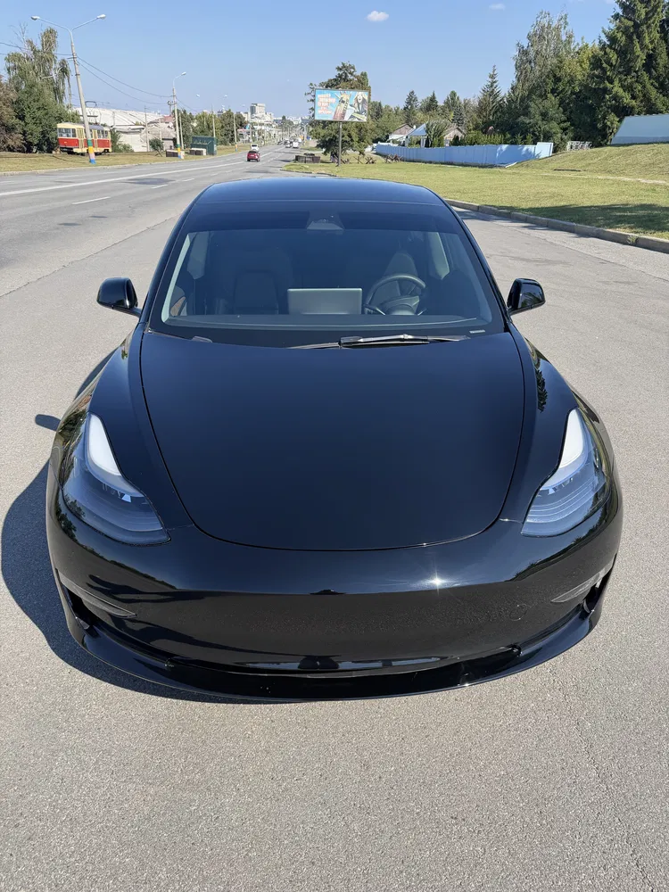 Фото 2023 Tesla Model 3