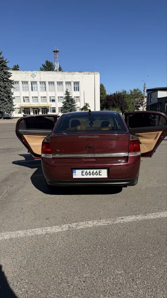 Фото 2004 Opel Vectra