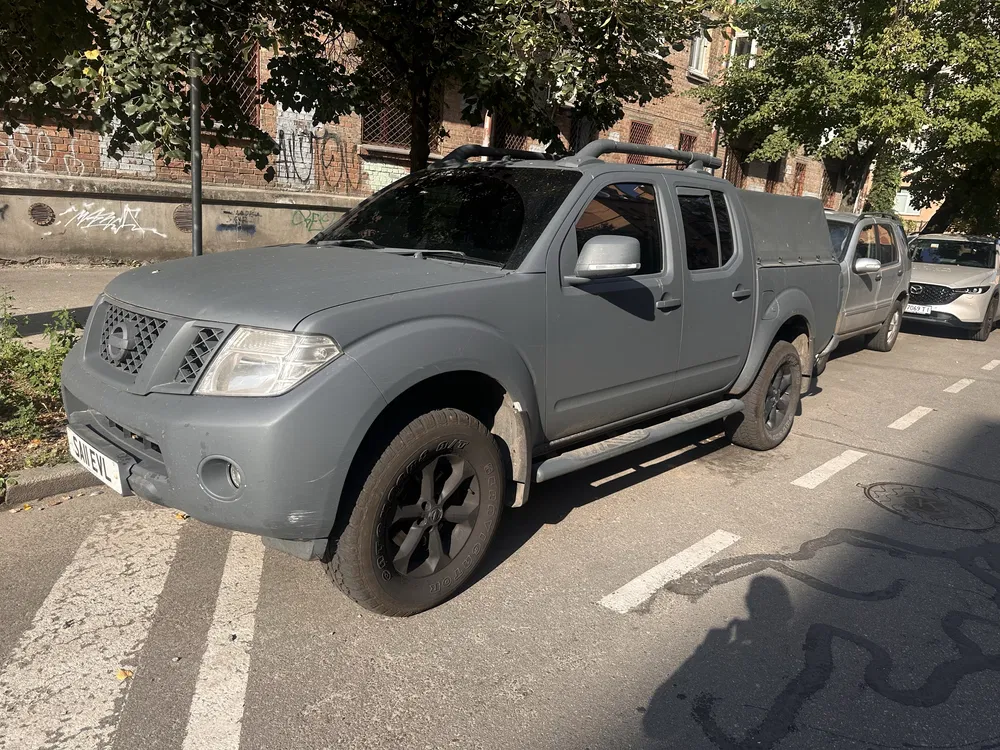 Фото 2012 Nissan Navara