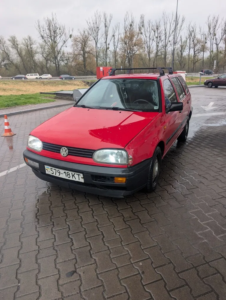 Фото 1996 Volkswagen Golf