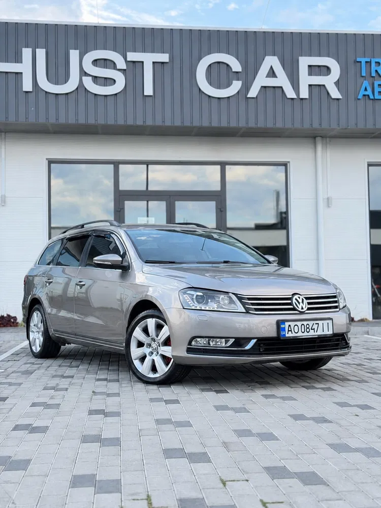 Фото 2013 Volkswagen Passat Variant