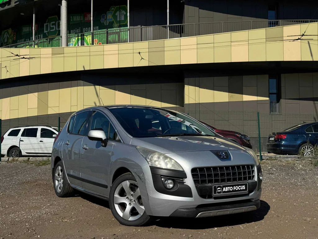 Фото 2012 Peugeot 3008
