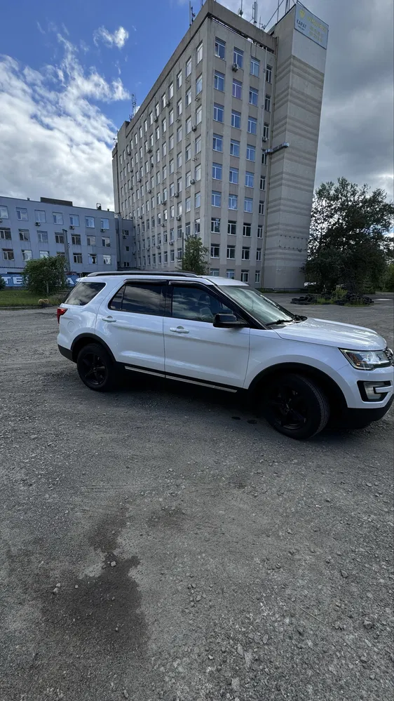 Фото 2016 Ford Explorer