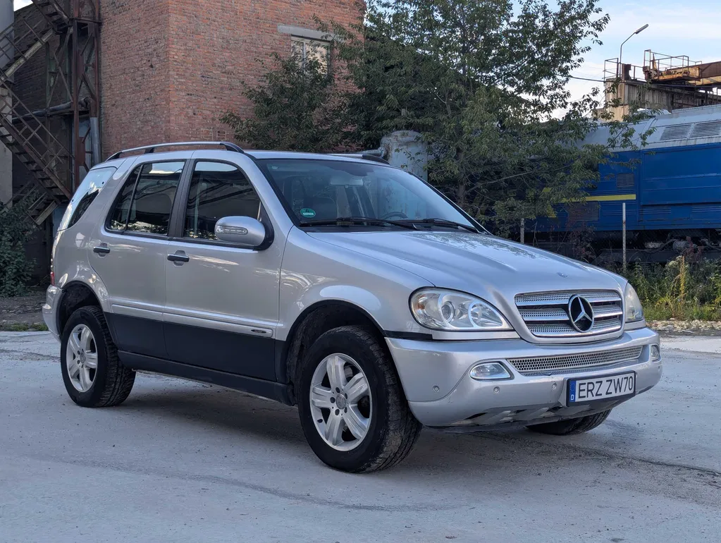 Фото 2005 Mercedes-Benz ML серия