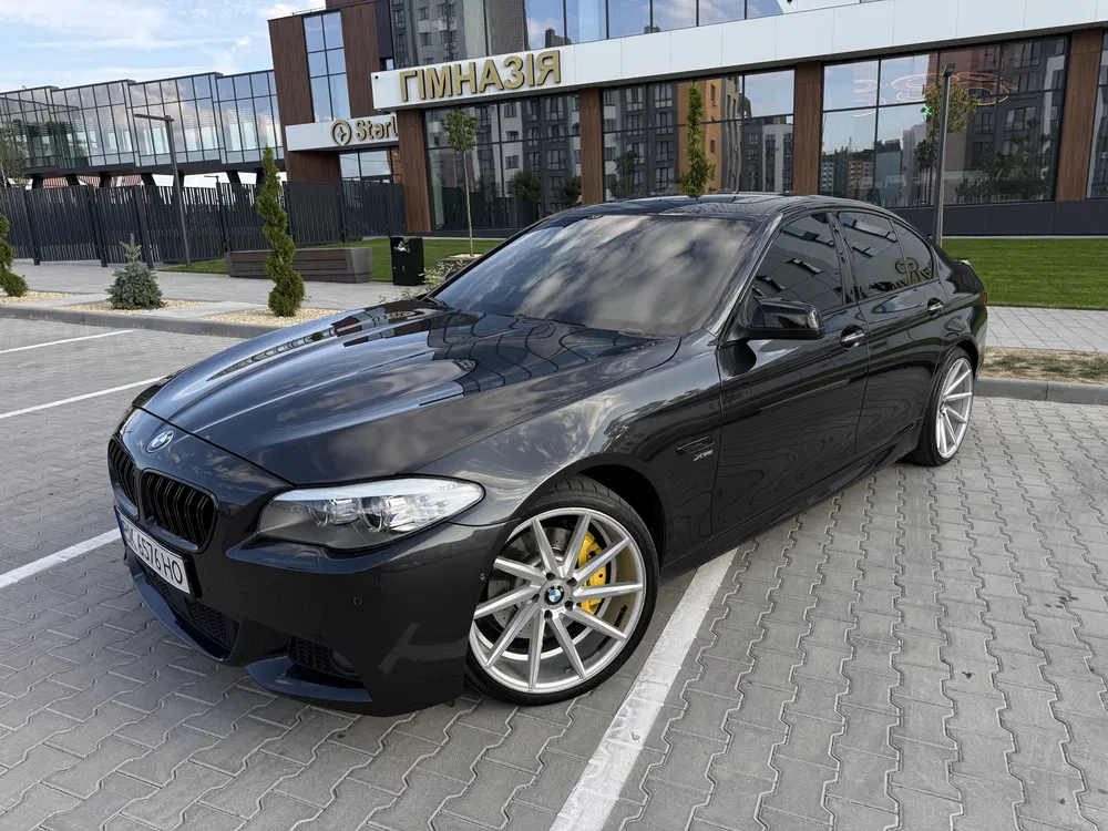 Фото 2011 BMW 5 серія