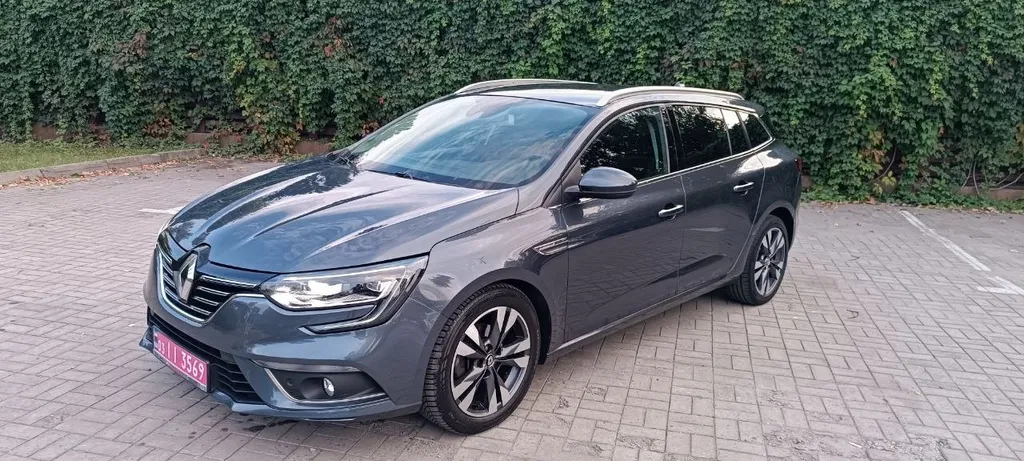 Фото 2019 Renault Megane