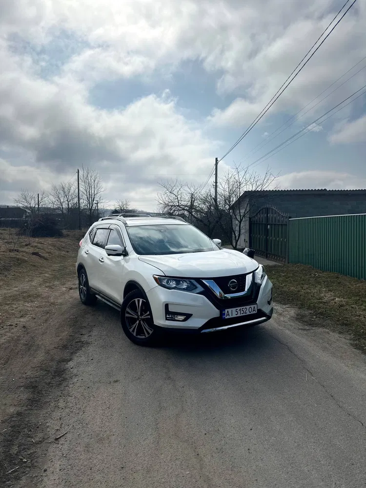 Фото 2017 Nissan Rogue