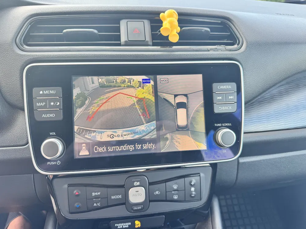 Фото 2020 Nissan Leaf