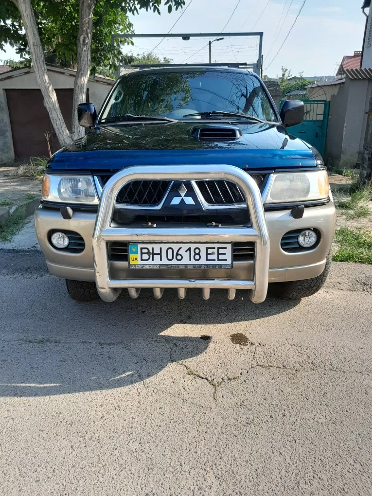 Фото 2004 Mitsubishi Pajero Sport