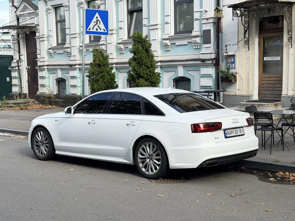 Фото 2013 Audi A6