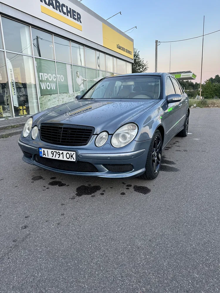 Фото 2004 Mercedes-Benz E серия