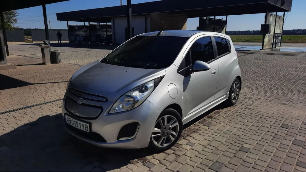 Фото 2016 Chevrolet Spark