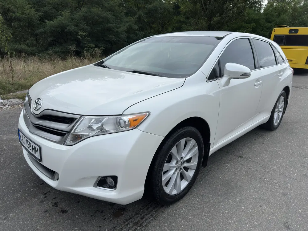 Фото 2015 Toyota Venza