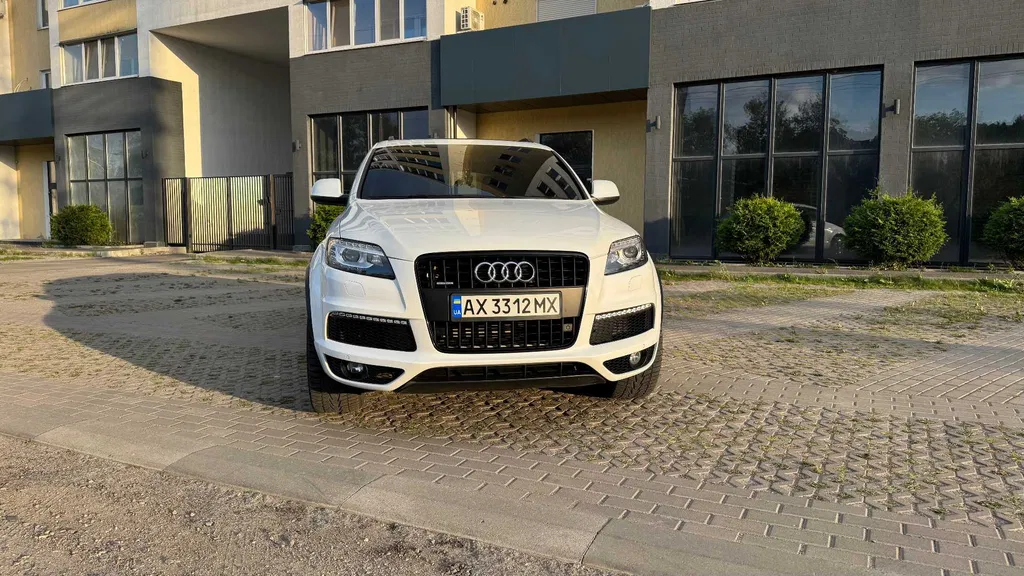 Фото 2014 Audi Q7