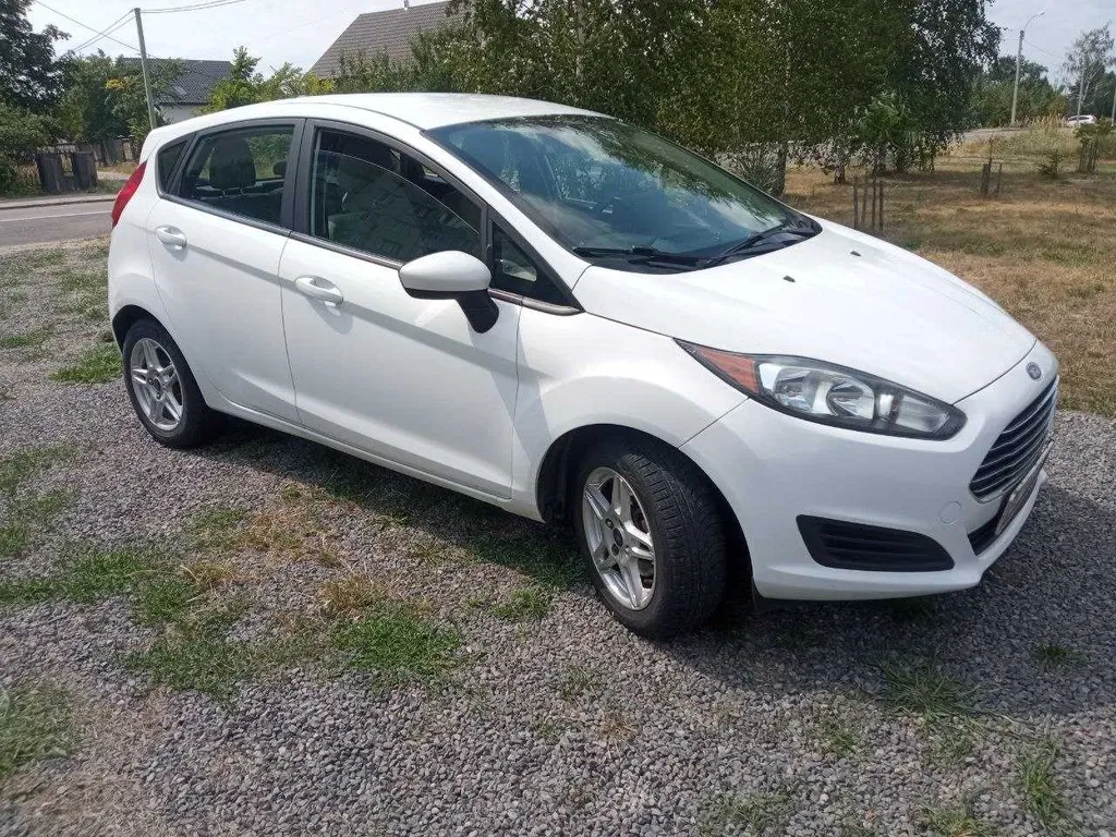 Фото 2017 Ford Fiesta