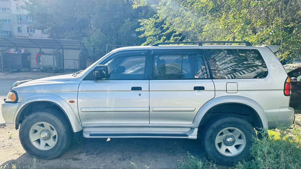 Фото 2002 Mitsubishi Pajero Sport