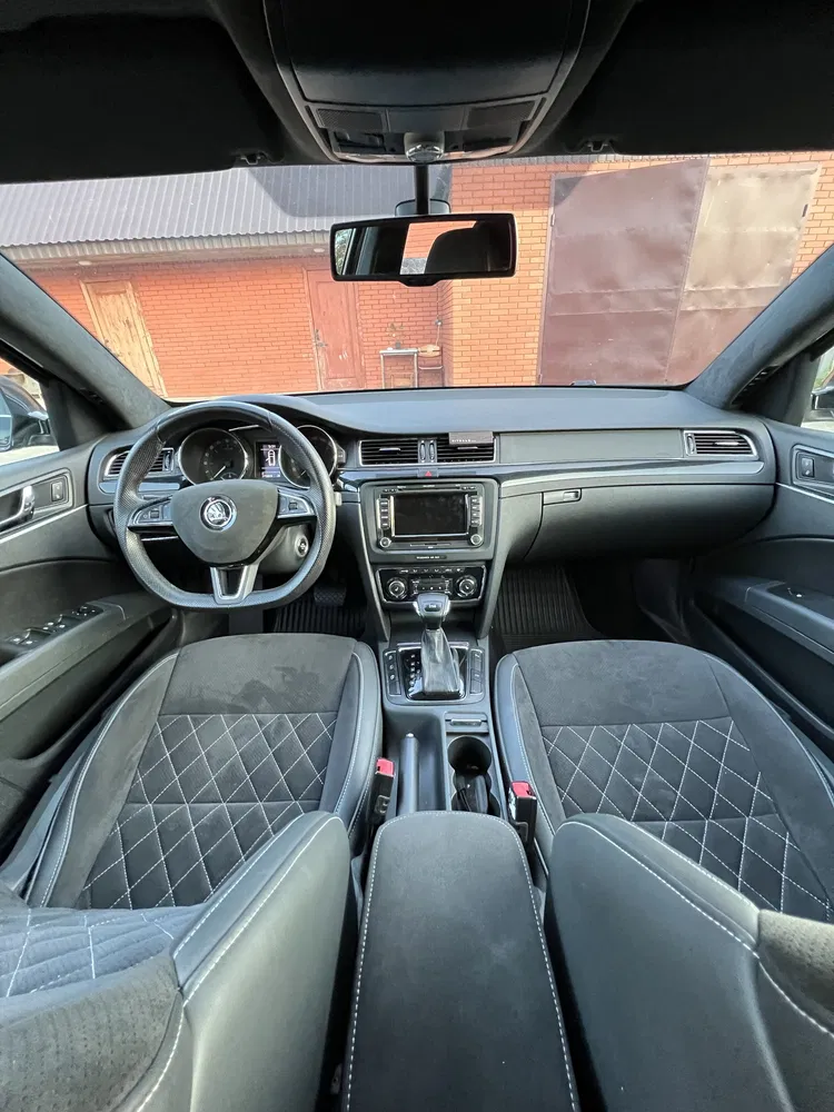 Фото 2014 Skoda Superb