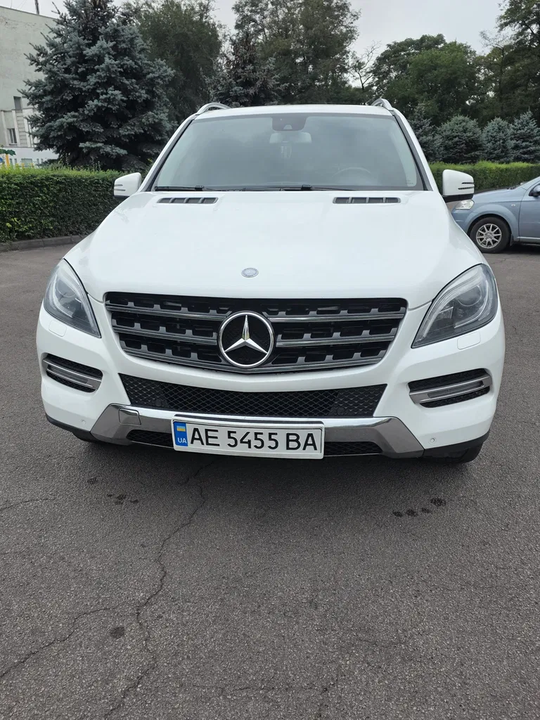Фото 2013 Mercedes-Benz ML серия