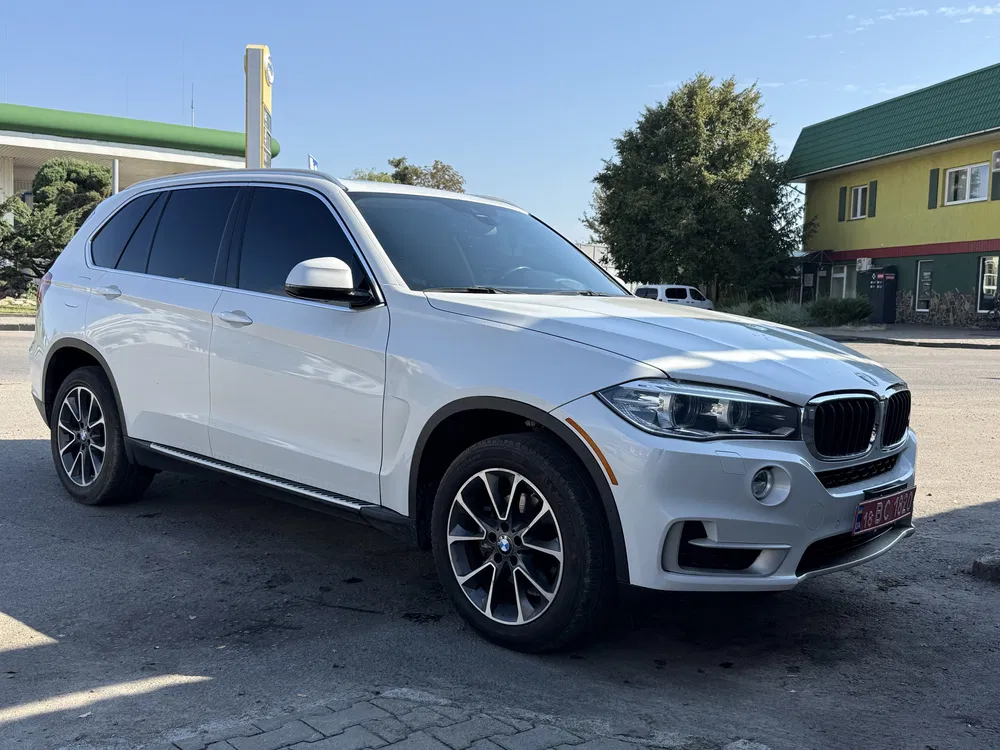 Фото 2015 BMW X5