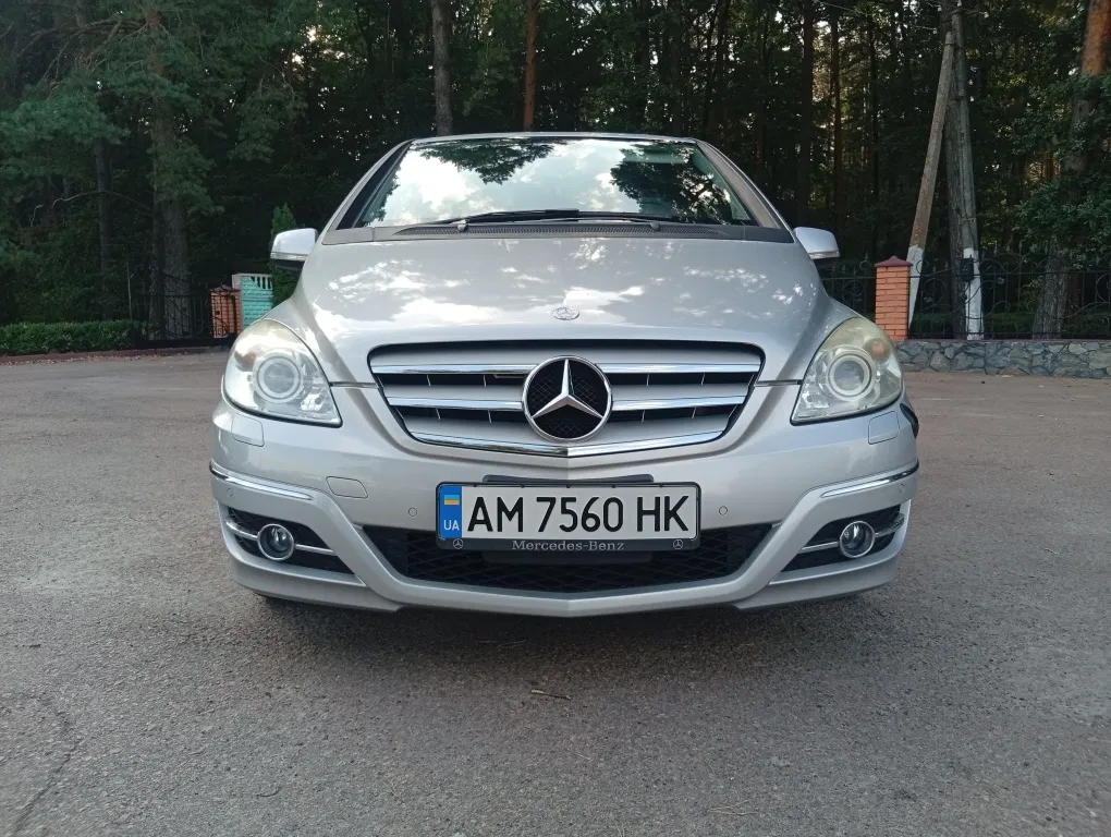 Фото 2010 Mercedes-Benz B серия