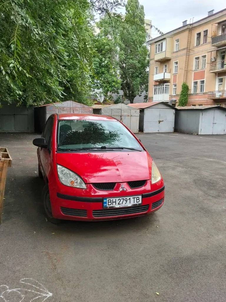 Фото 2007 Mitsubishi Colt