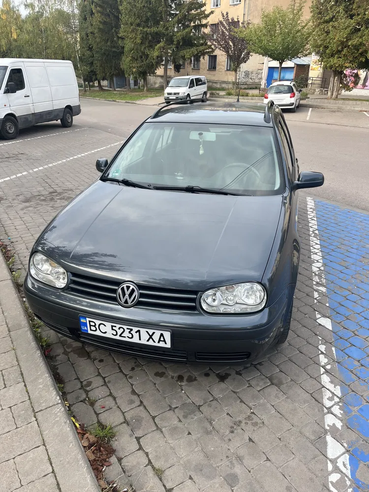 Фото 1999 Volkswagen Golf